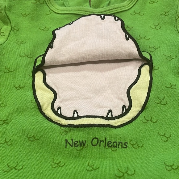 “New Orleans” alligator onesie | Kid Tees | 18 months - Picture 2 of 6